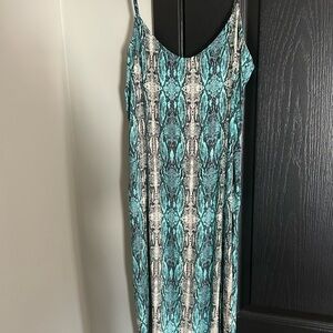 Chic Snake Print Maxi Dress in Teal and Gray